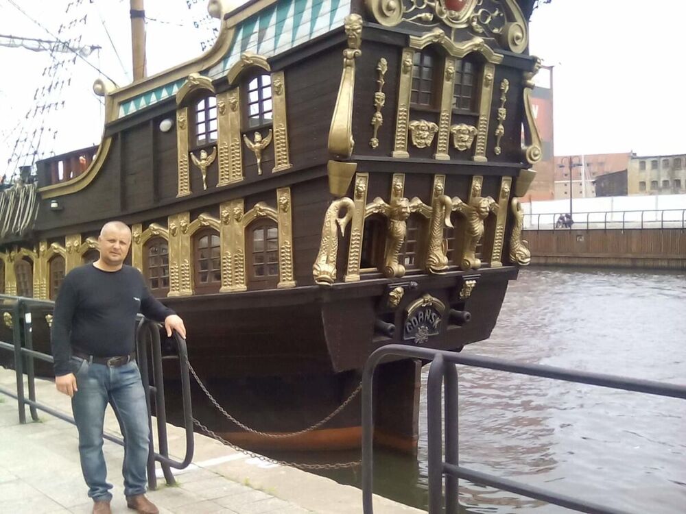  ,   Vitalii, 46 ,   ,   , c 
