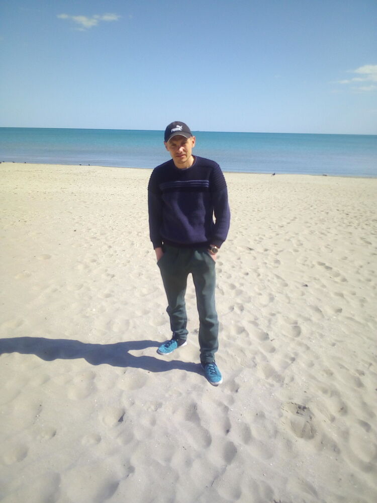  ,   Serega, 39 ,   