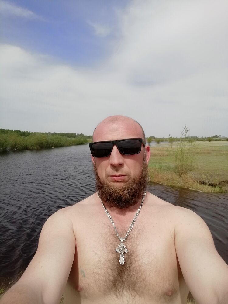  28544840  , 43 ,    
