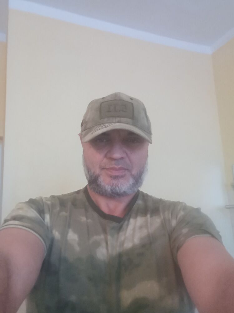  42492280  , 51 ,    