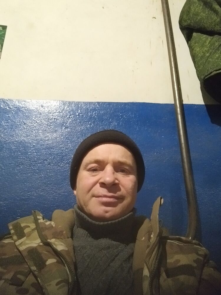  40884260  , 44 ,    