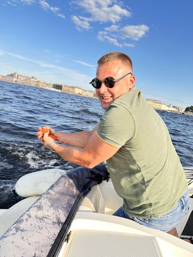  40577910  , 32 ,    -