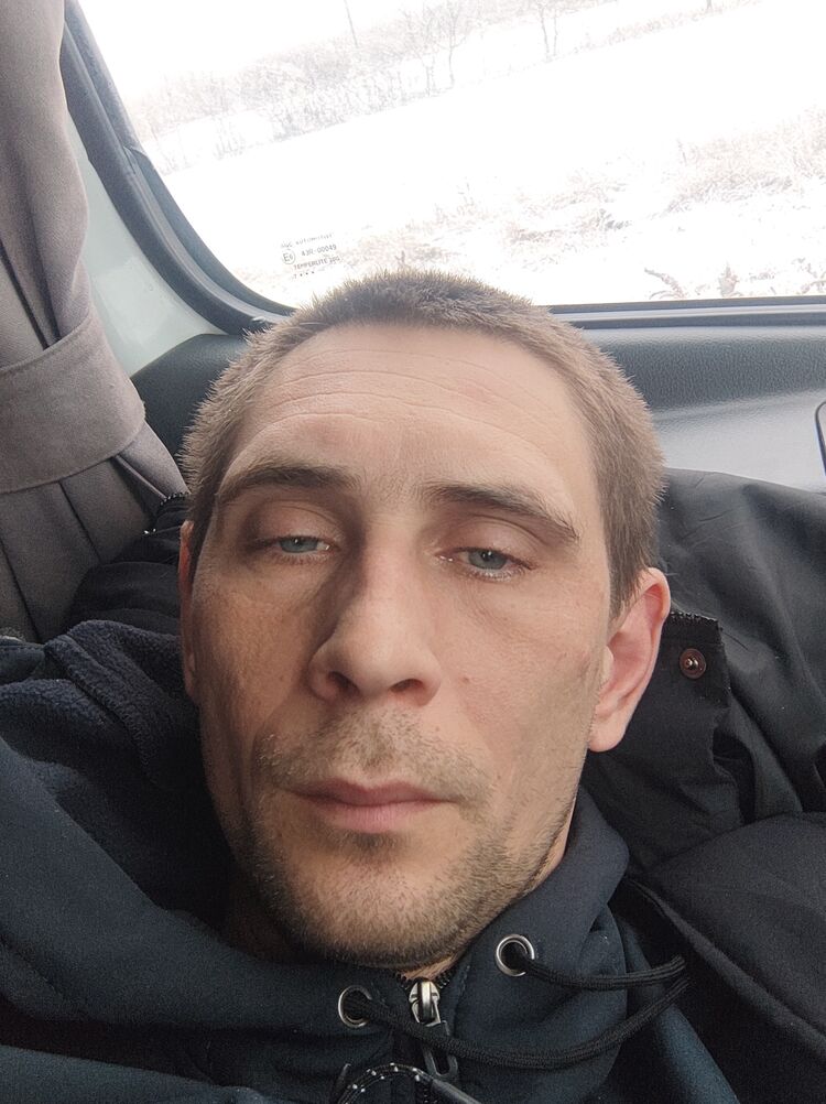  49150790  Reutsk, 33 ,    