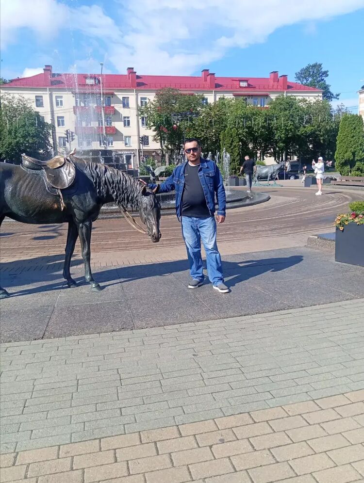  52350780  Sohbet, 37 ,    