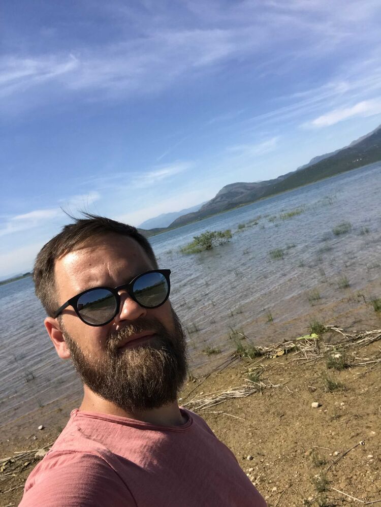  Budva,   Aleksandr, 35 ,   ,   