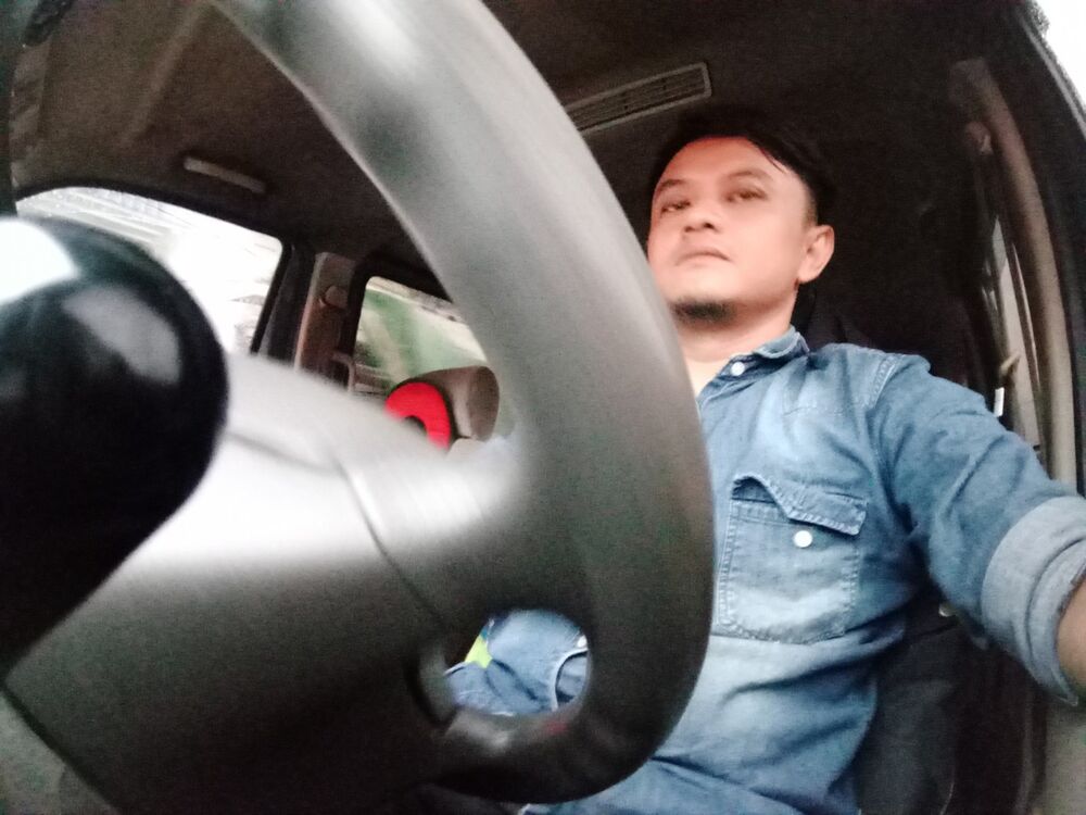  ,   Rebba, 32 ,   ,   , c 