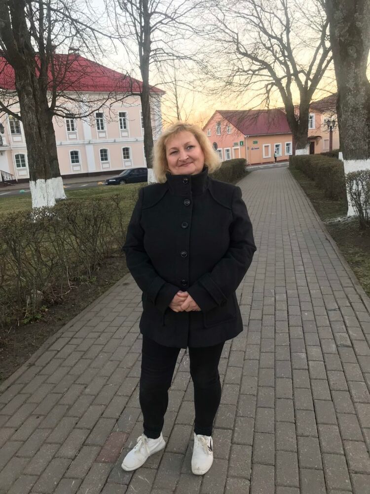  43662510  Natalya, 52 ,    