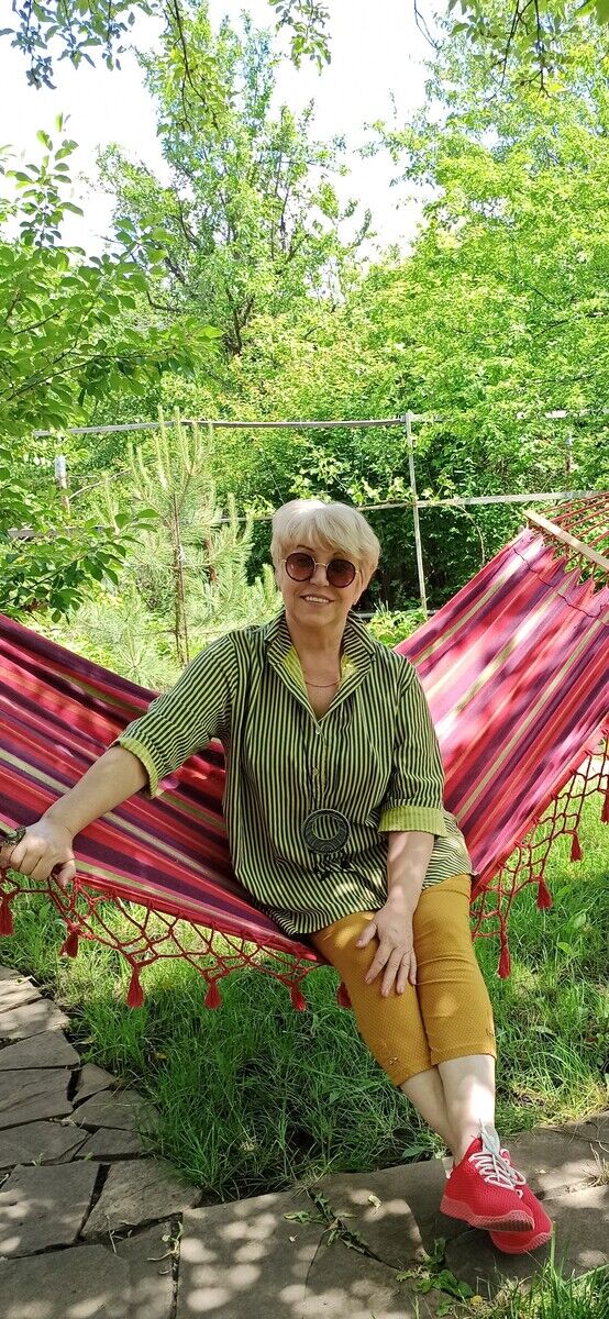  ,   Irina, 60 ,     , c 