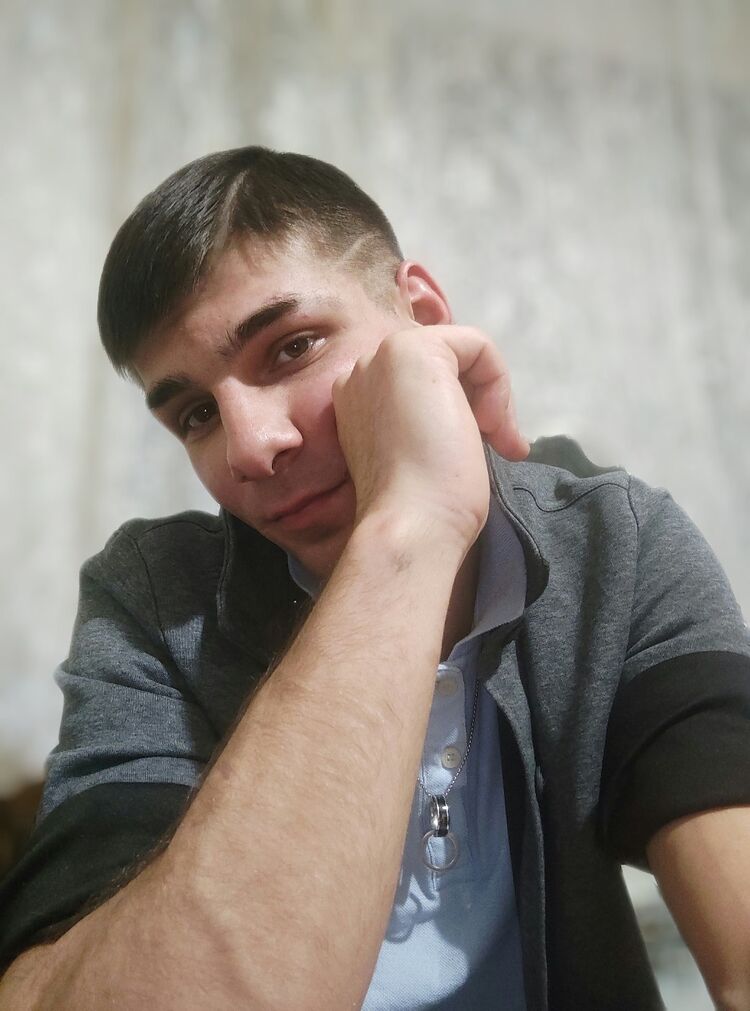  49779750  Fyodor, 23 ,    