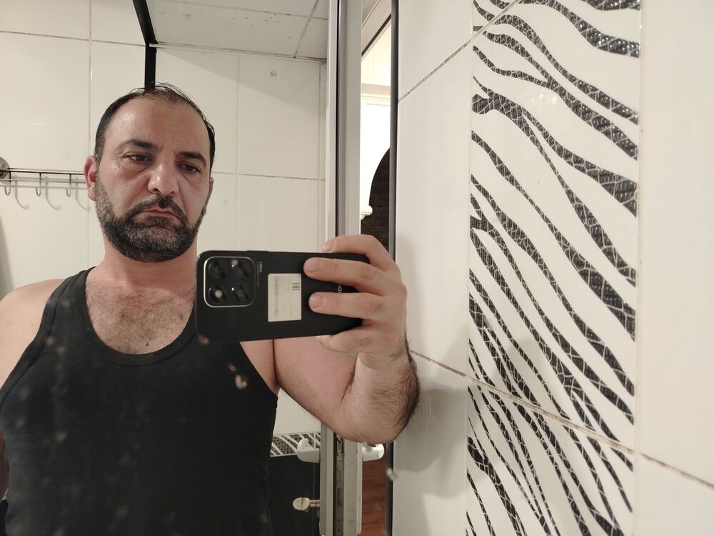  47657600  Vasif, 36 ,    