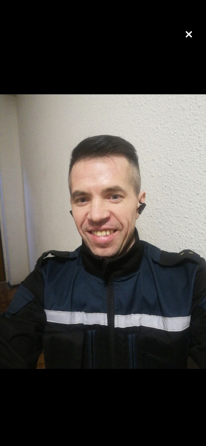  32215580  , 41 ,    