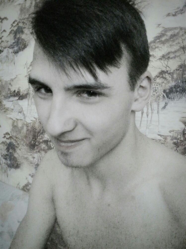 9445560  , 28 ,    