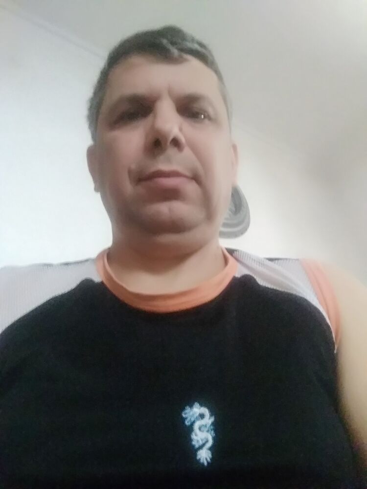  32067310  Val, 57 ,     
