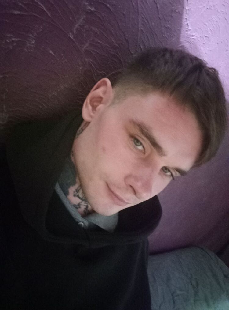  ,   Andrew, 27 ,   ,   