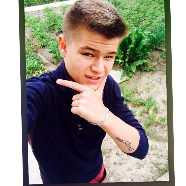  5577140  Sasha, 29 ,    