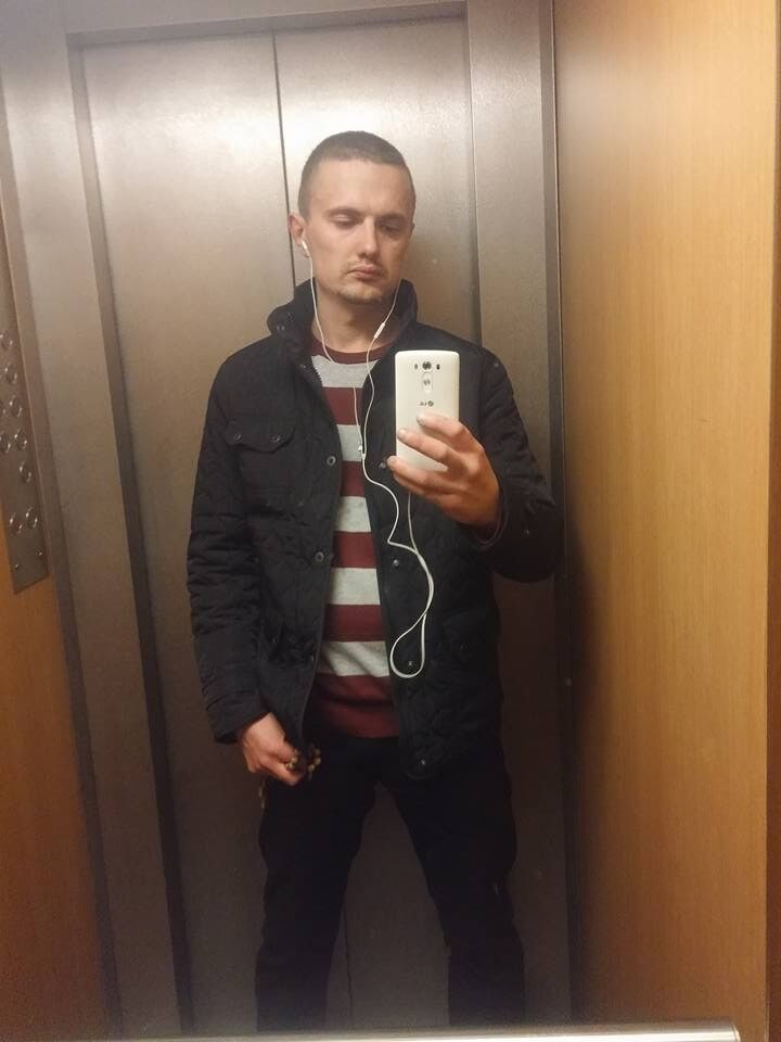  ,   Ilja, 40 ,   ,   , c , 
