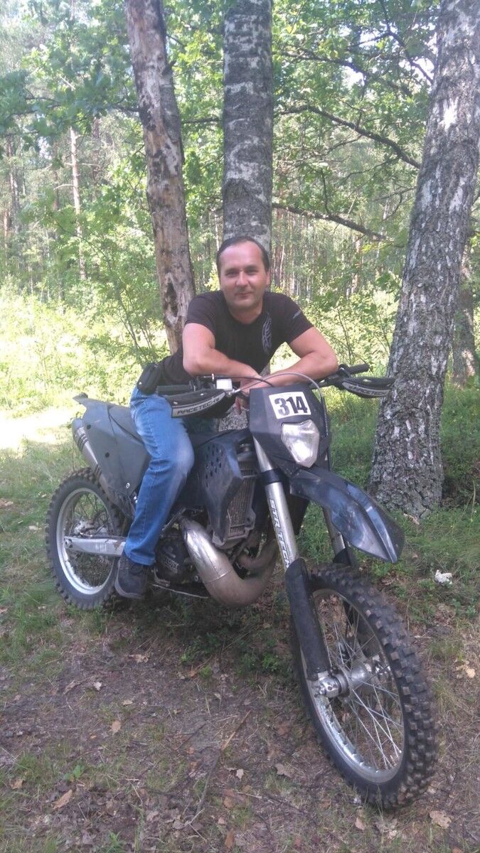  ,   Igors, 44 ,   ,   , c , 