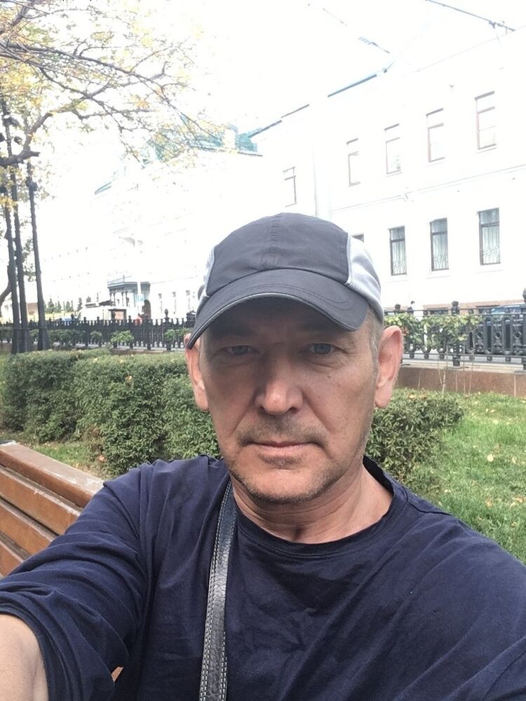  17524660  Andrey, 53 ,    