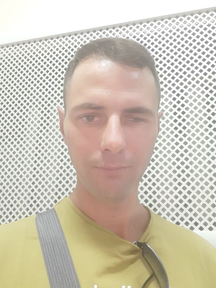  42295980  , 39 ,    