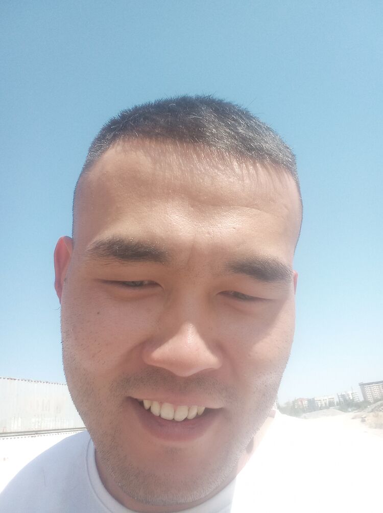  36826590  Ilyas, 31 ,    