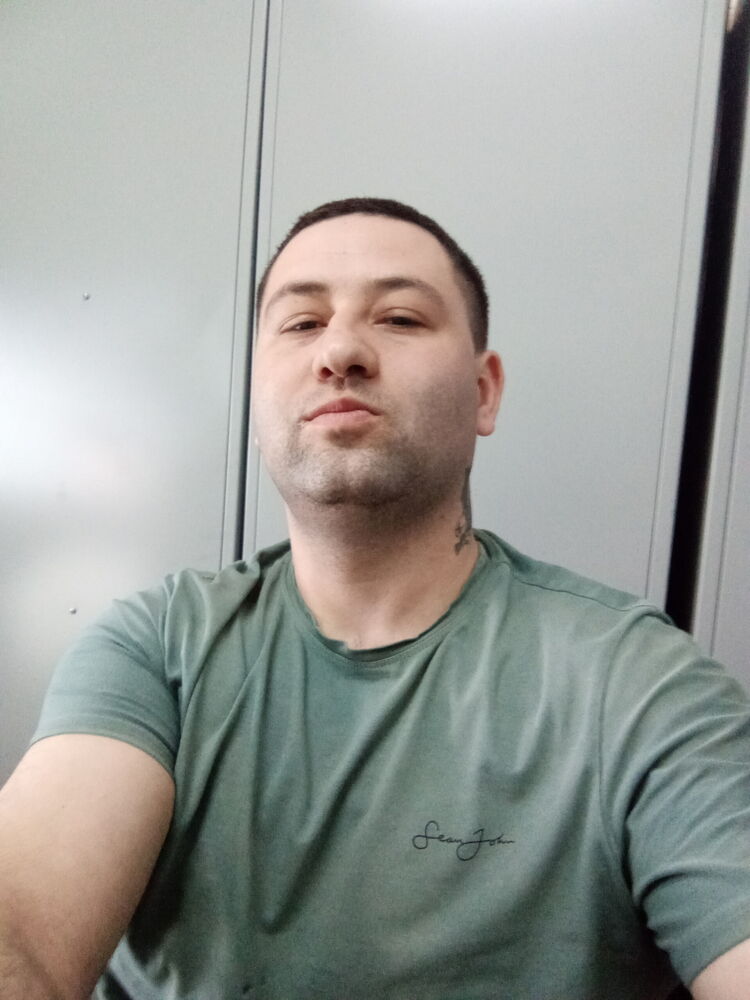  52817760  , 28 ,    