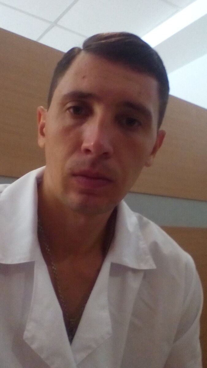  7868230  , 33 ,    