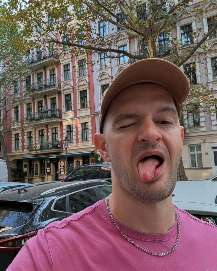 ���� 49904960 ������� ����, 34 ����, ���� ���������� � �������������