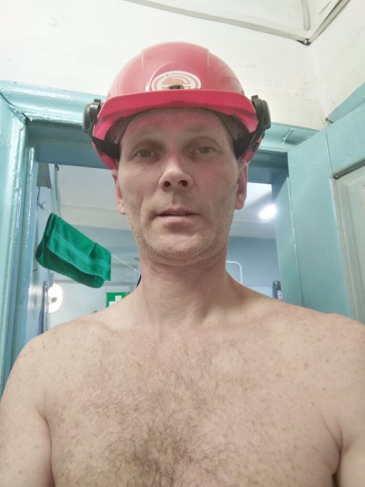  28893850  , 39 ,    