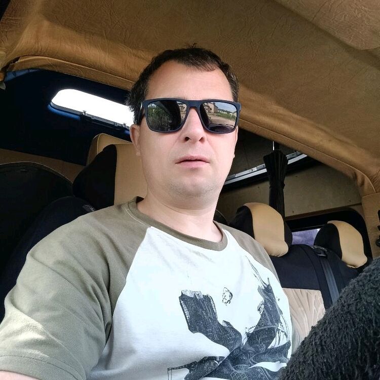  46955140  , 36 ,    