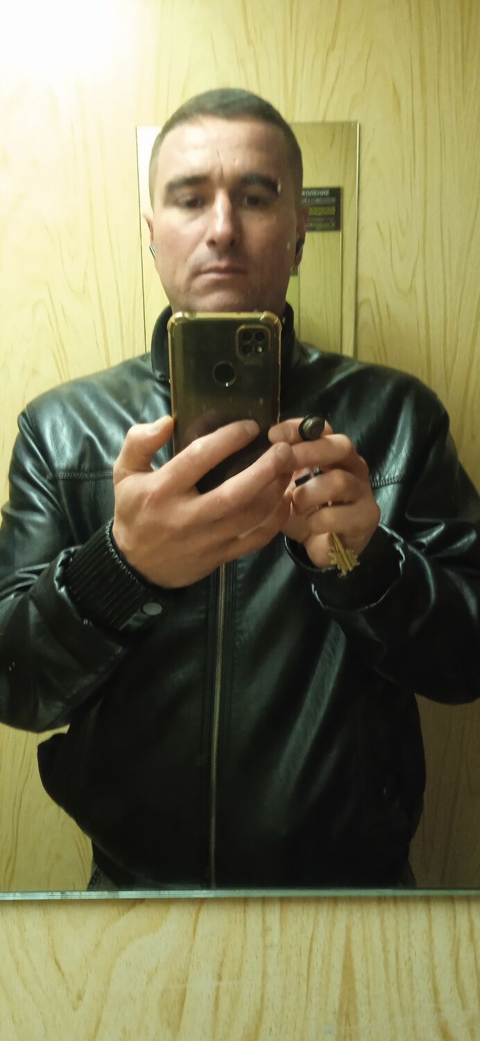  38498430  , 40 ,    