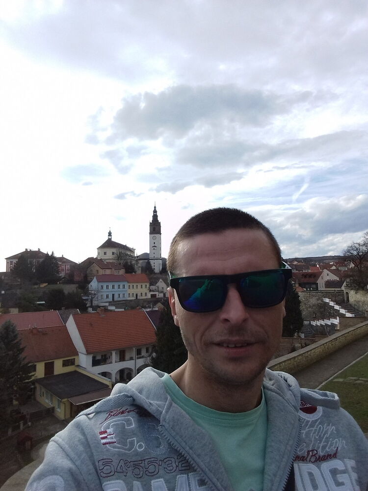  15628650  Viktor, 41 ,    Litomerice