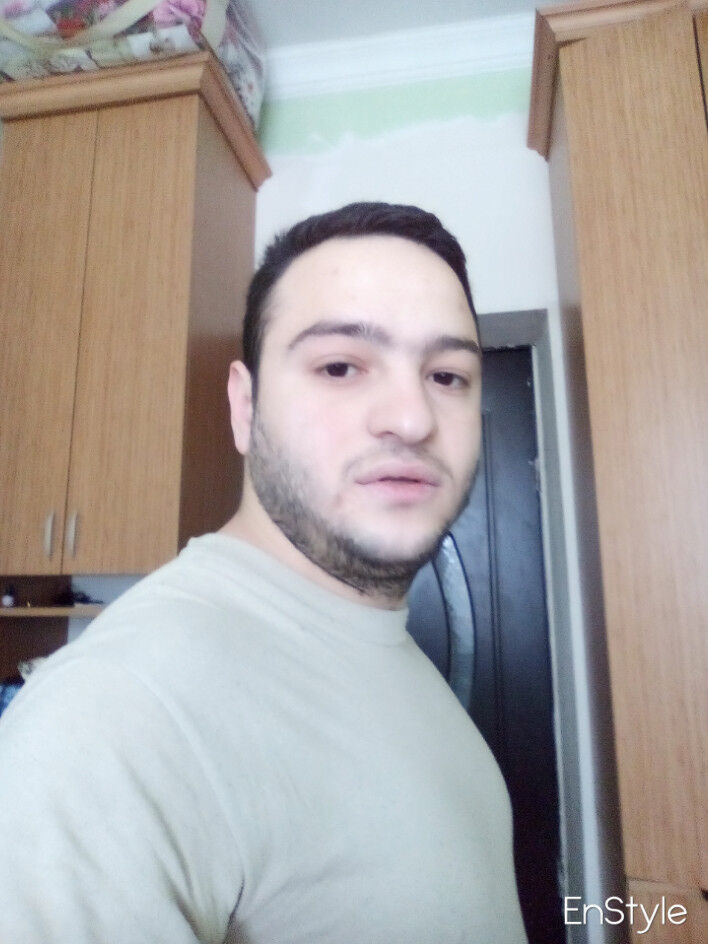  9657560  Xvicha, 33 ,    