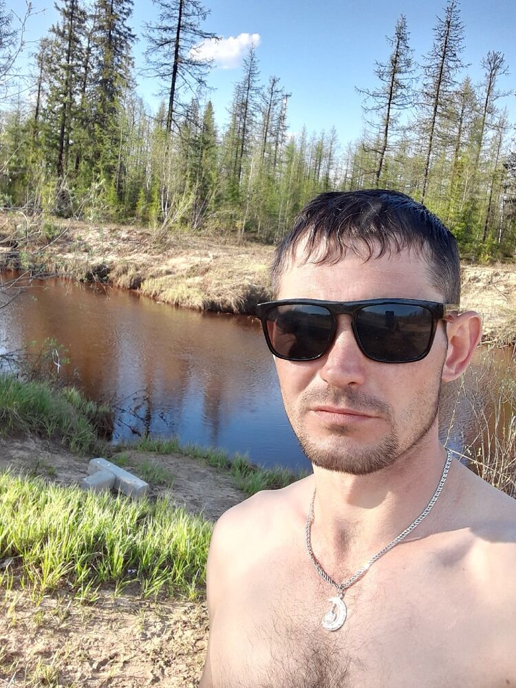  41069560  Ruslan, 35 ,    