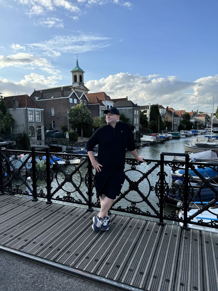 44543810  Tim, 32 ,    Dordrecht