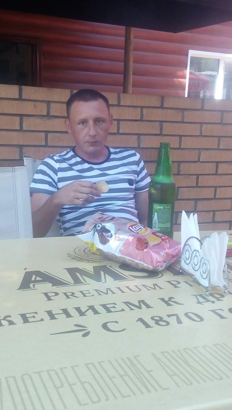  46162370  , 40 ,    