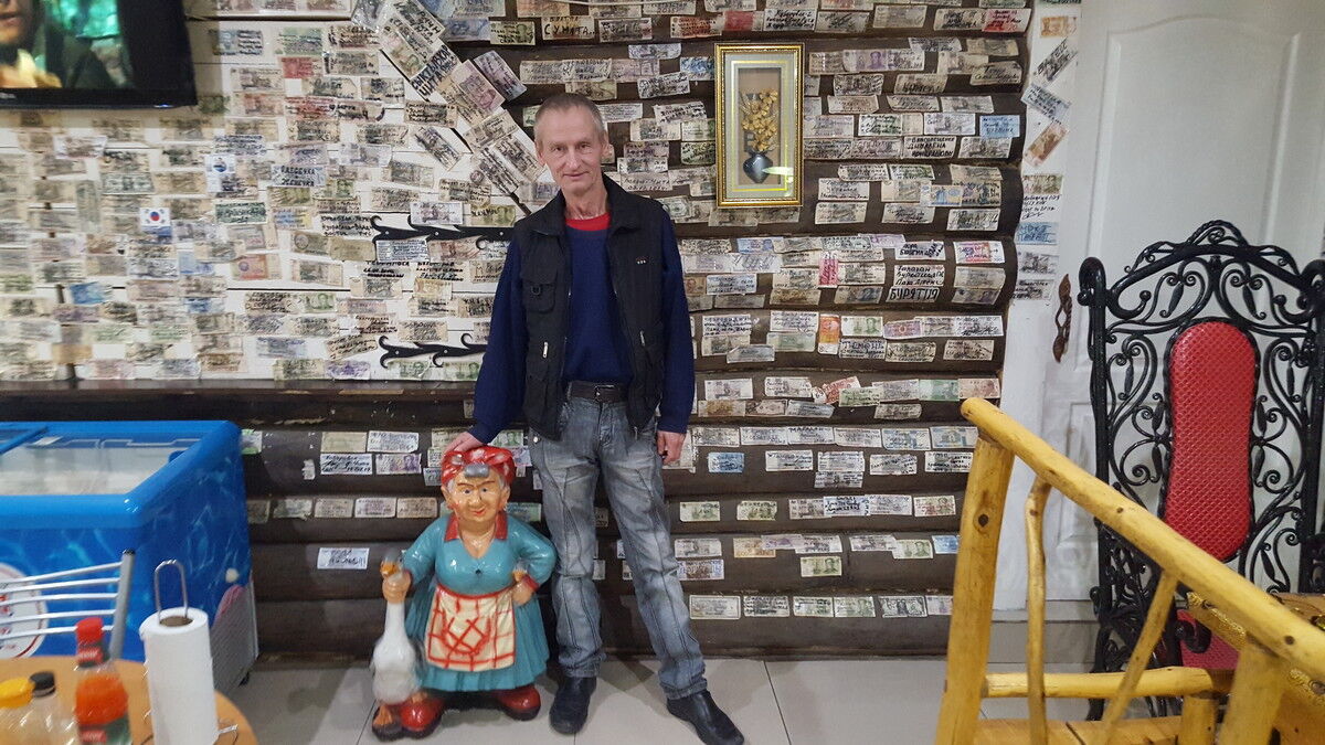 18248390  Oleg, 62 ,    