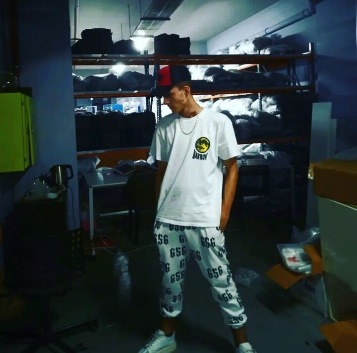  ,   , 24 ,   ,   