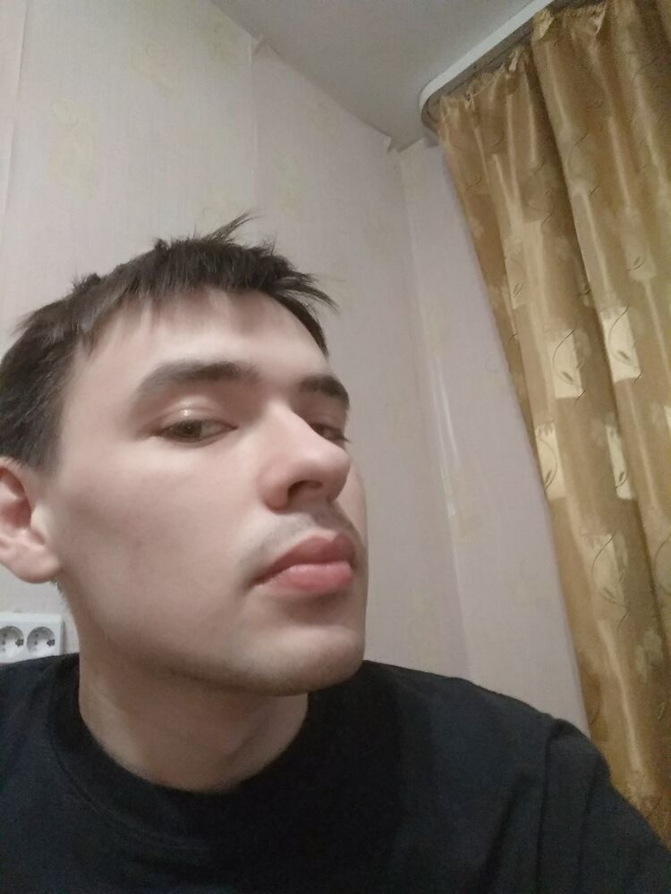  50133870  Alexander, 23 ,    