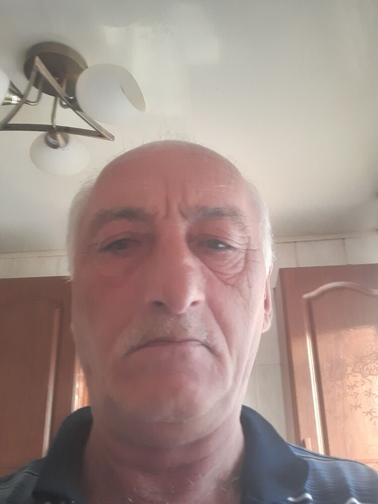  36640850  , 61 ,    