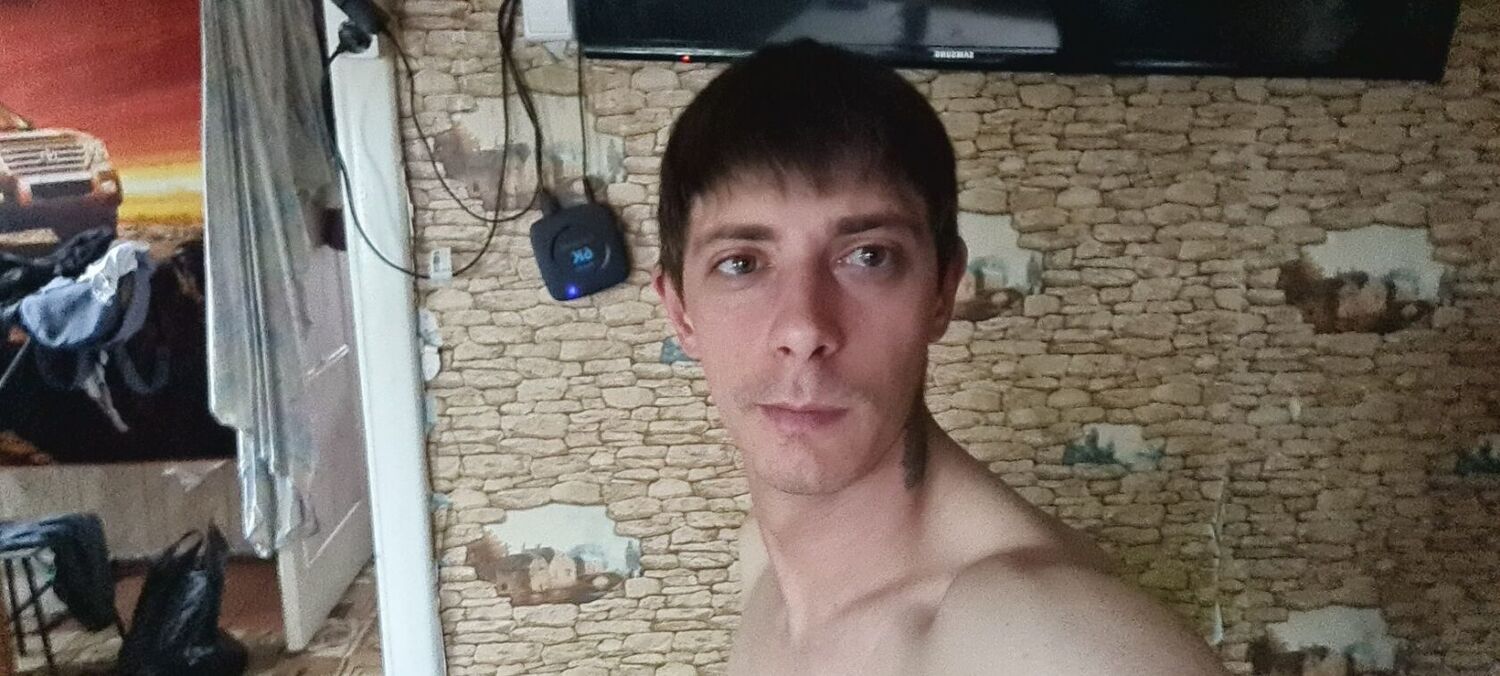 35352330  Pavel, 35 ,    -