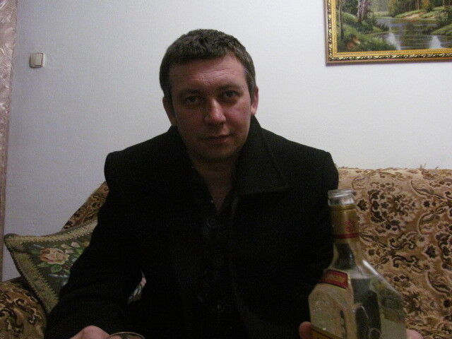  ,   Maxim, 43 ,   