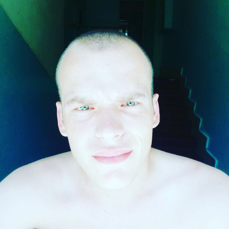  15416000  , 28 ,    