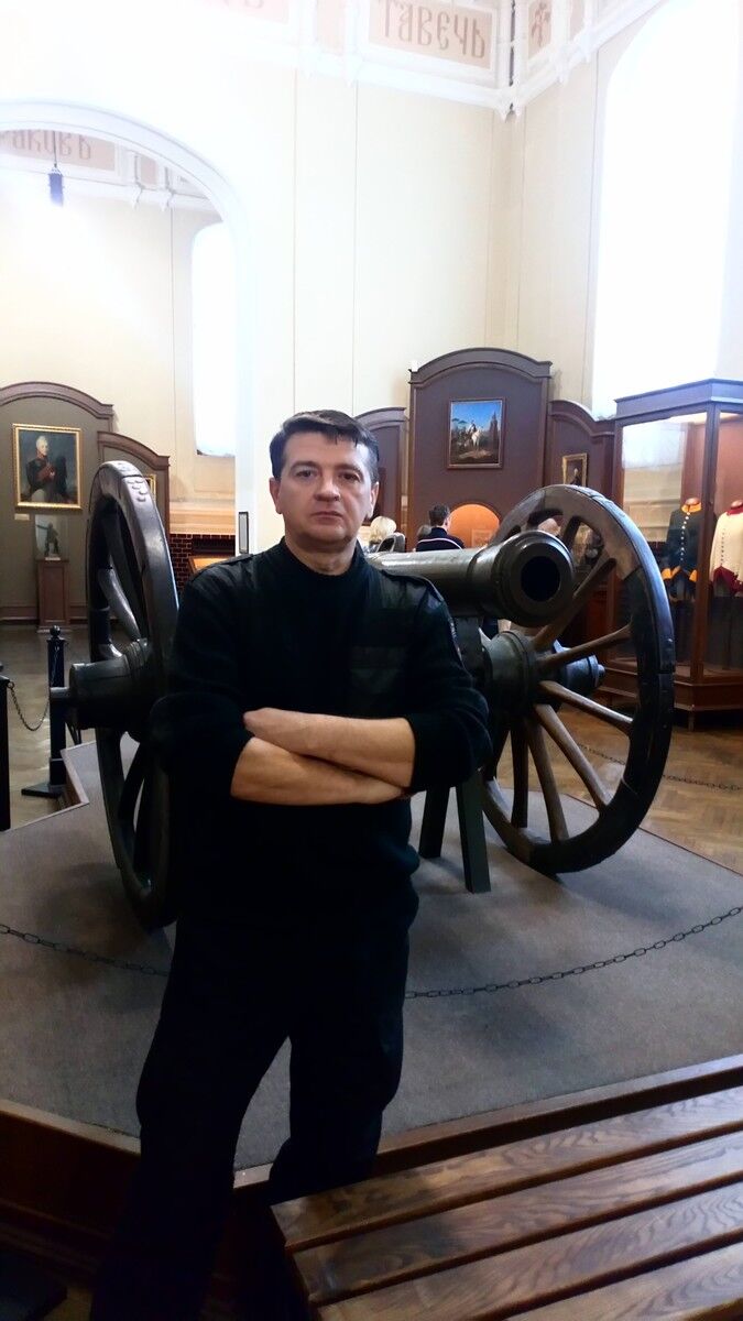  17055220  Aleksandr, 51 ,    