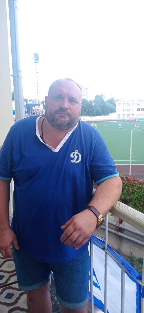  ,   Yury, 49 ,   ,   