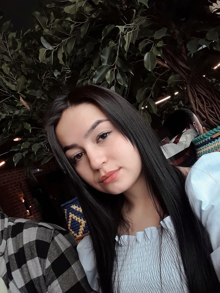  26005340  Alia, 22 ,    