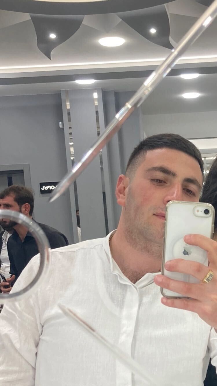 ���� 51018870 ����� Hrach, 24 ����, ���� ���������� � ������