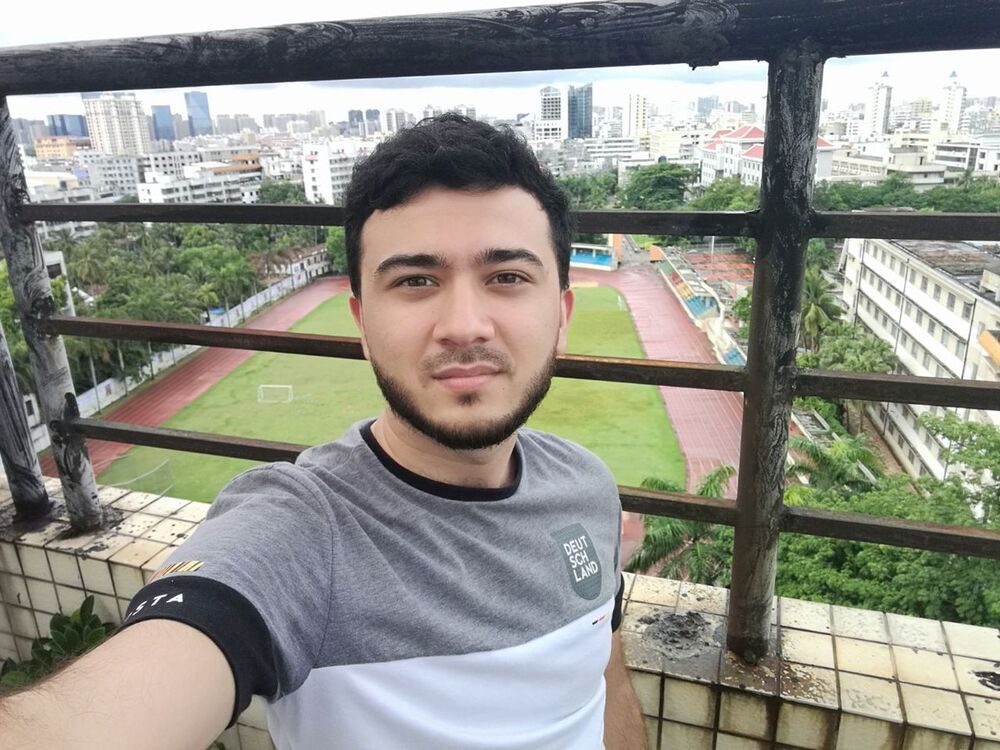  15523280  Ulugbek, 28 ,    