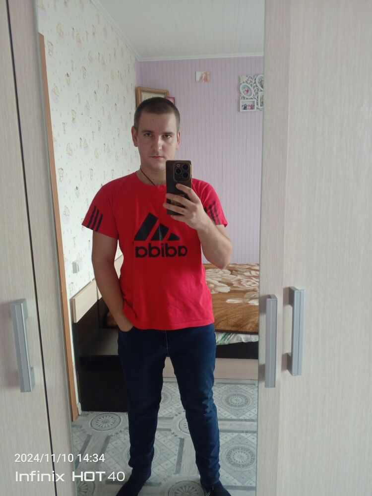  47488440  Mikhail, 27 ,    