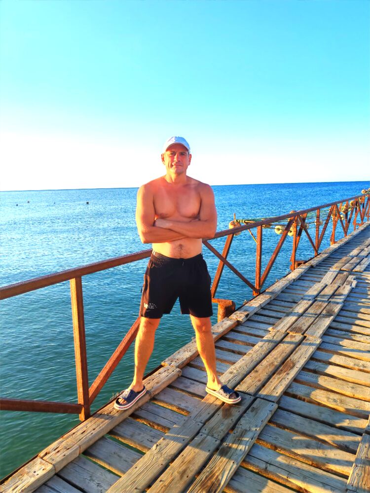  53095710  , 41 ,    --