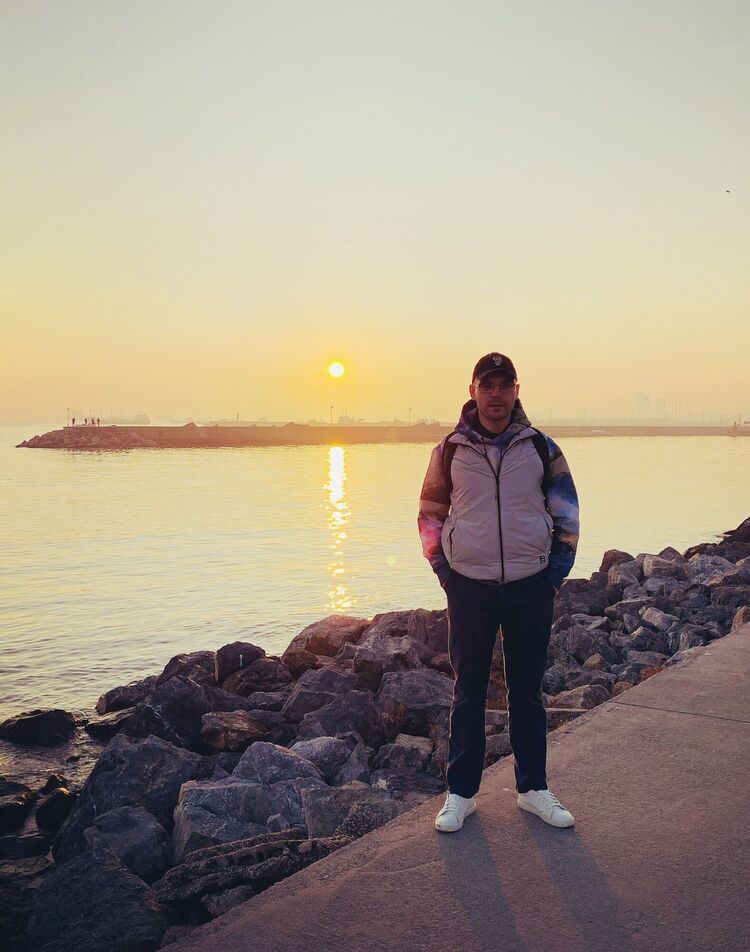  ?,   Ilya, 31 ,   ,   